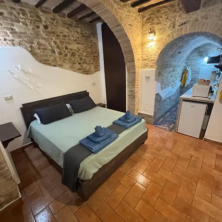 Casa Leon - Center Περούτζια