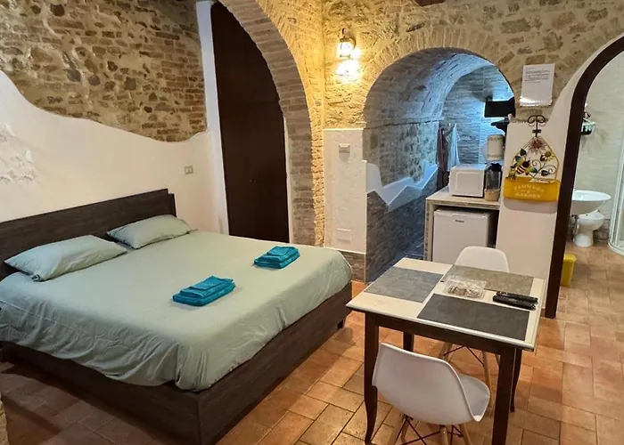 Casa Leon - Center * بيرودجا